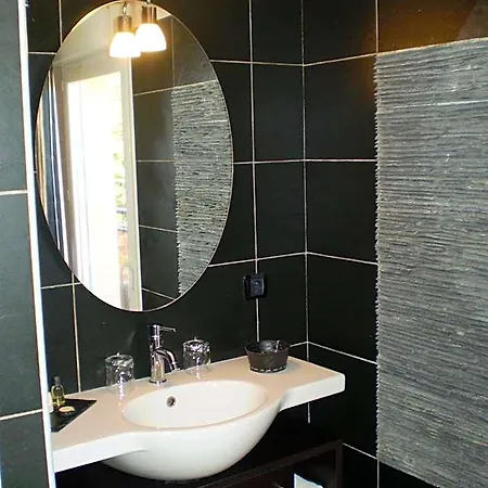 Augustin Marie Hotel 3*