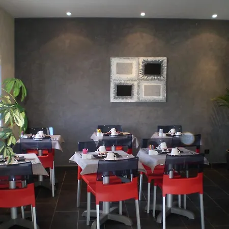 Augustin Marie Hotel 3*